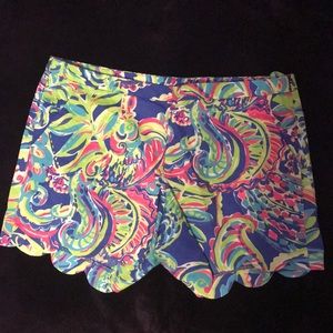 Lilly Pulitzer Scalloped Short☀️
